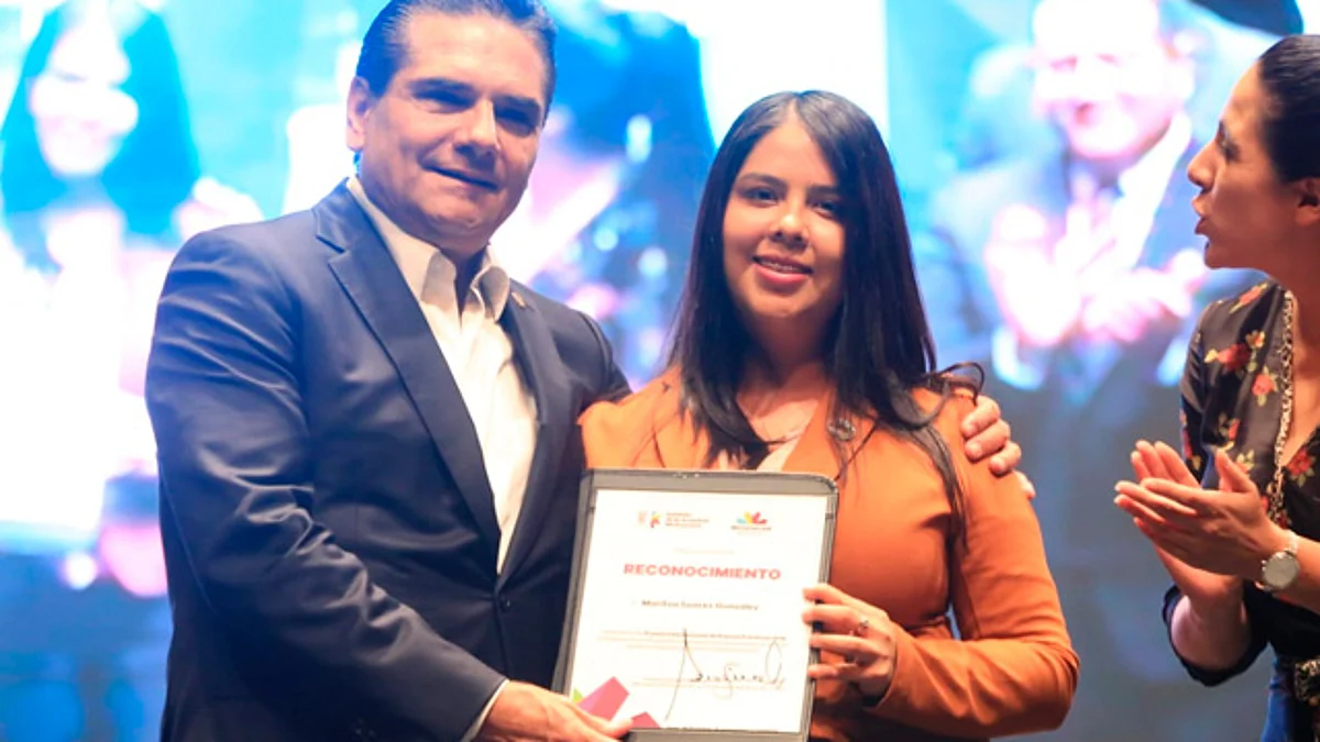 Oportunidades de desarrollo, asignatura pendiente con los jóvenes: gobernador