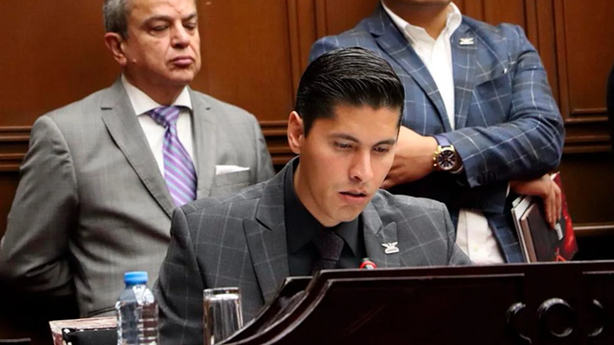 Se inconforma diputado de MC por exclusión en la toma de decisiones del Congreso