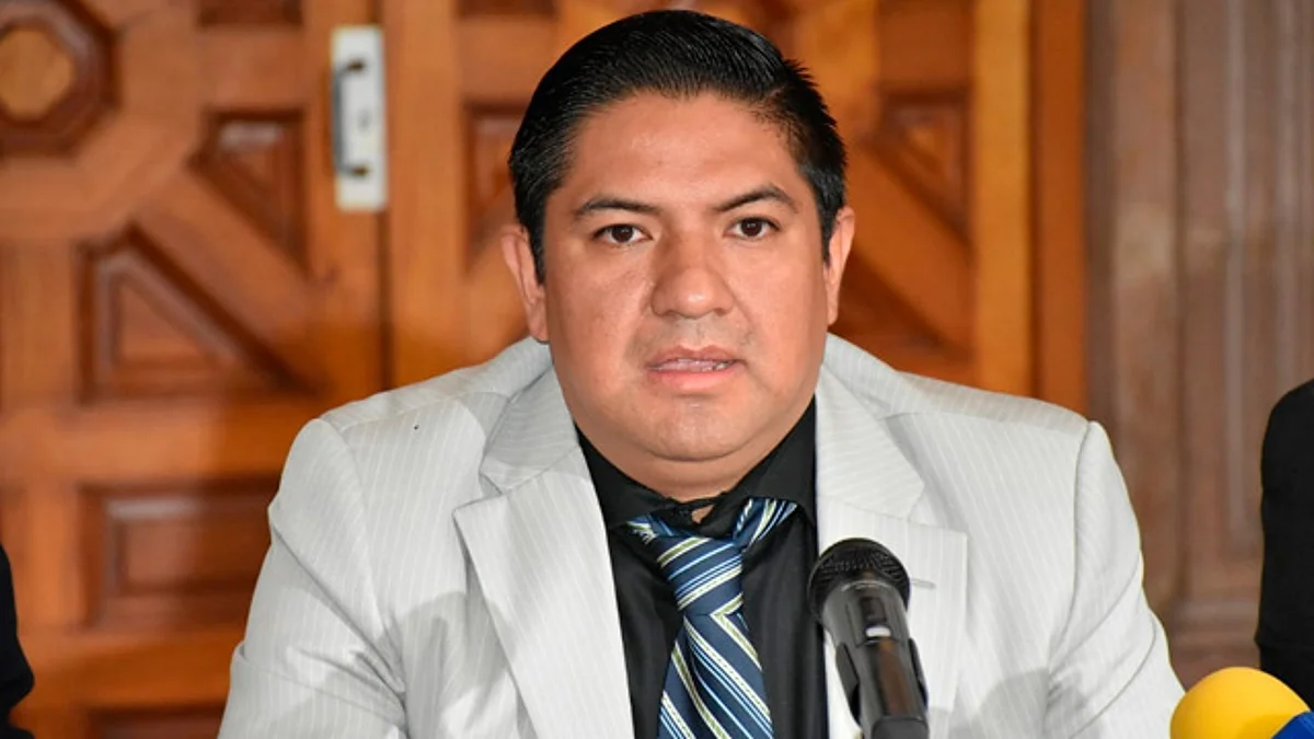 Amaga PRD con vías legales para defender derechos políticos de Francisco Cedillo
