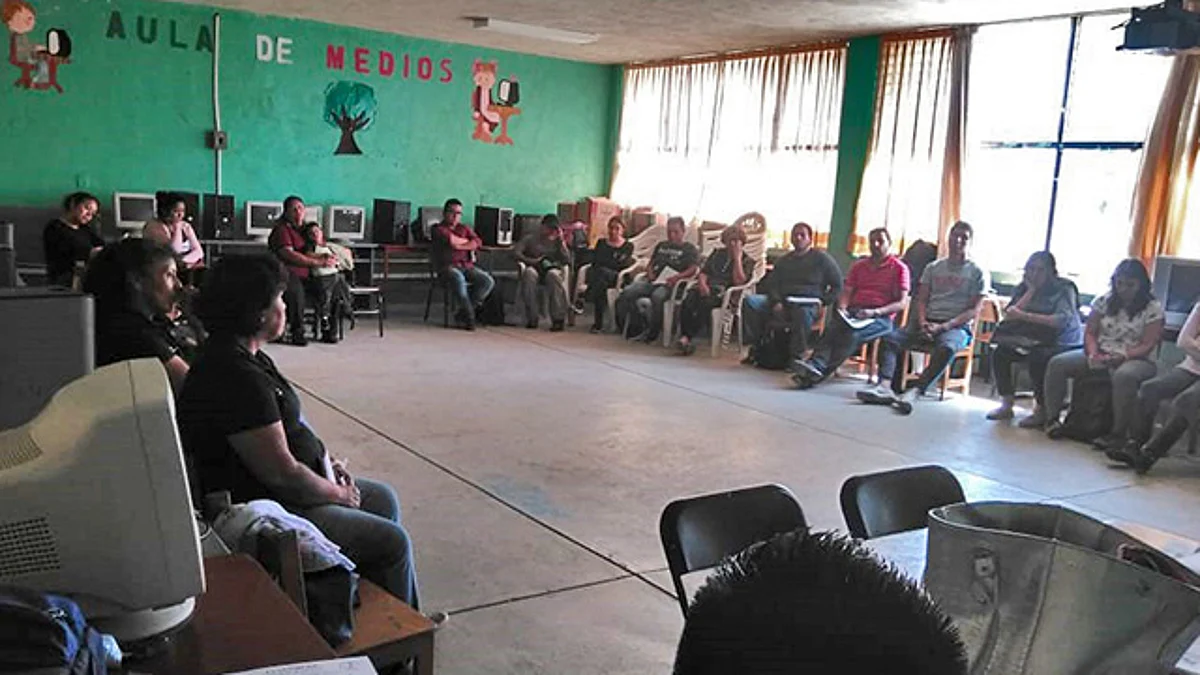 Promueve sector magisterial del Movimiento Antorchista el estudio político entre docentes del estado