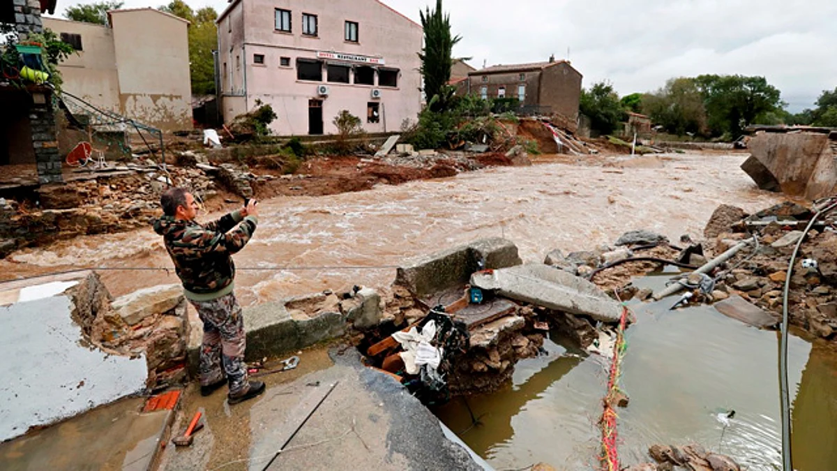 Van al menos 13 personas muertas por tormenta tropical Leslie, en Francia