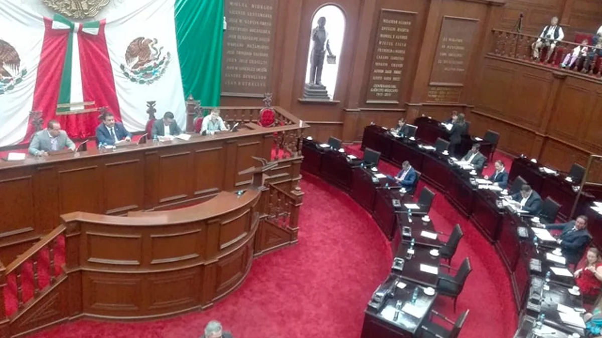 Bloque parlamentario PAN-PRD-MC y PVEM, ¿debut y despedida?