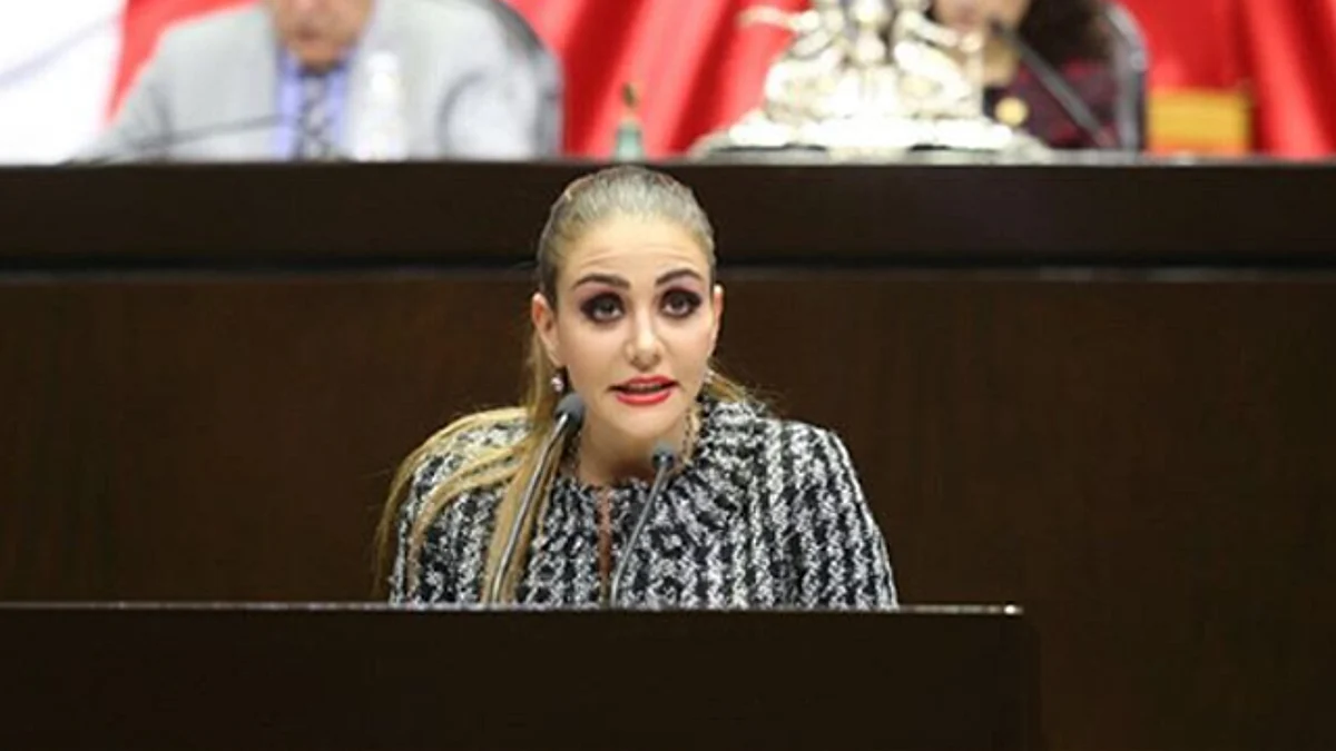 Diputada federal invita a fumar marihuana y escuchar rock en su casa cuando se legalice