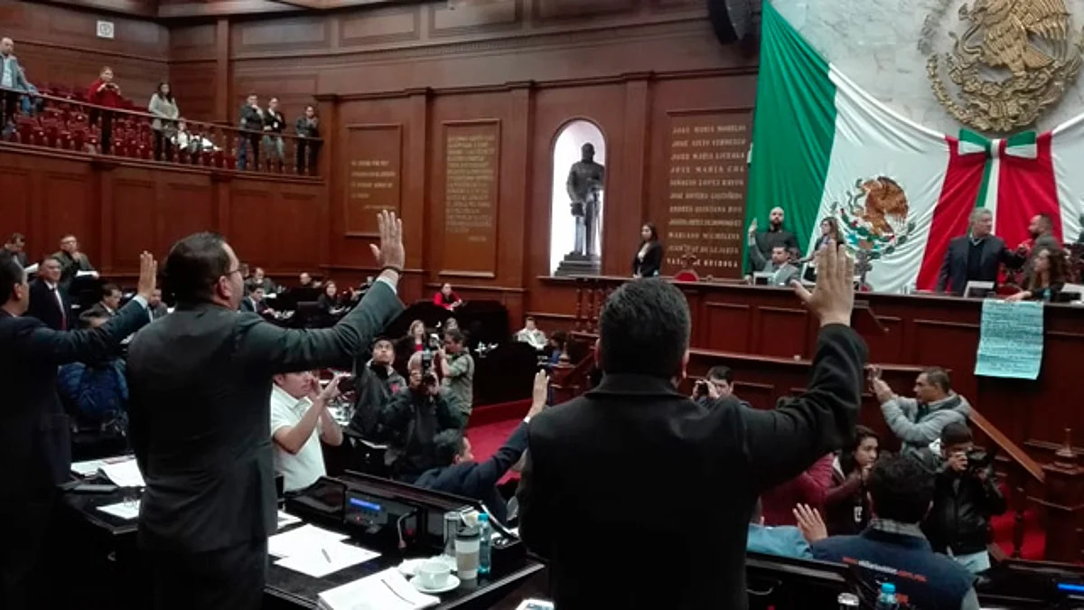 Con incrementos y nuevos impuestos, Congreso aprobó Ley de Hacienda estatal