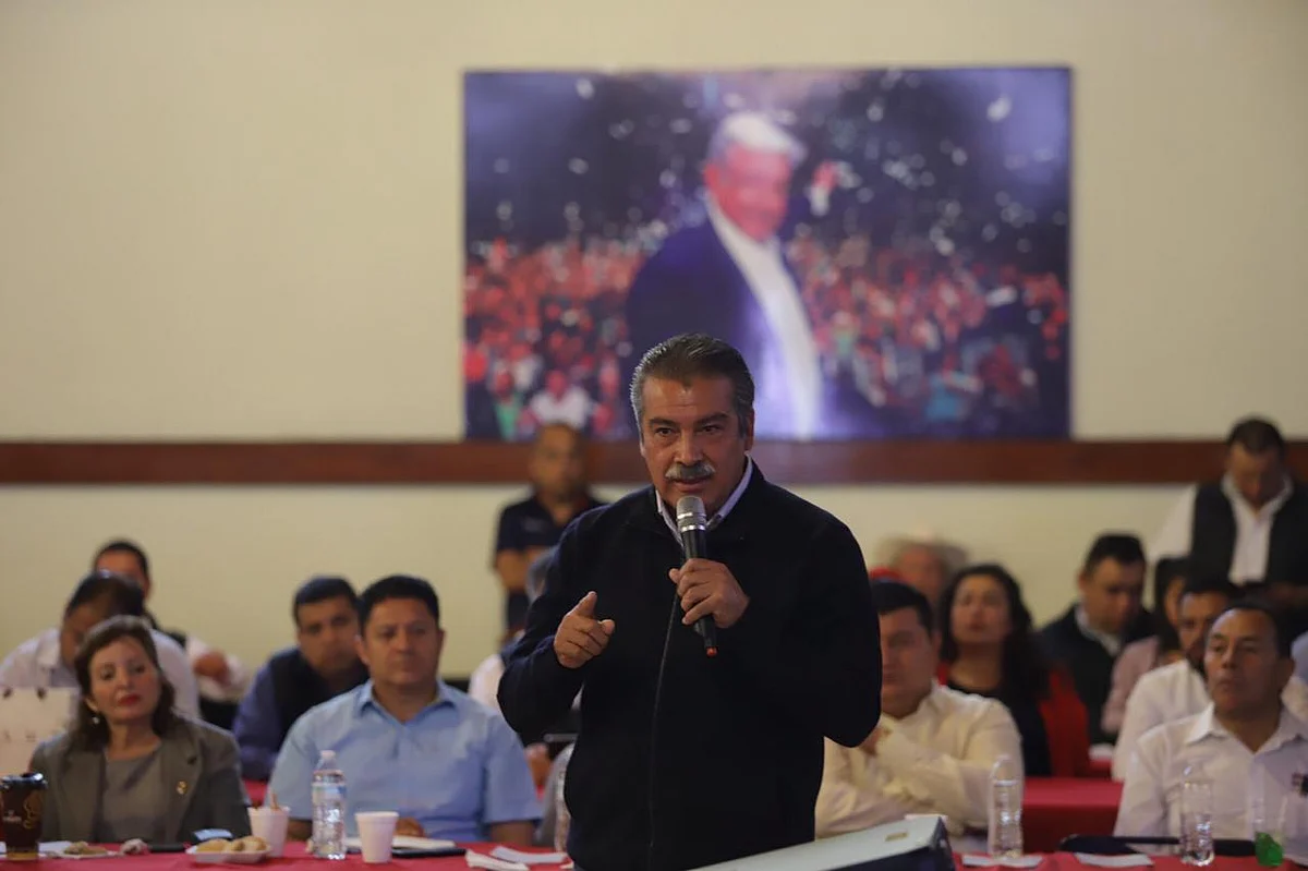 Trabajo debe ser entre sociedad y gobierno: Raúl Morón