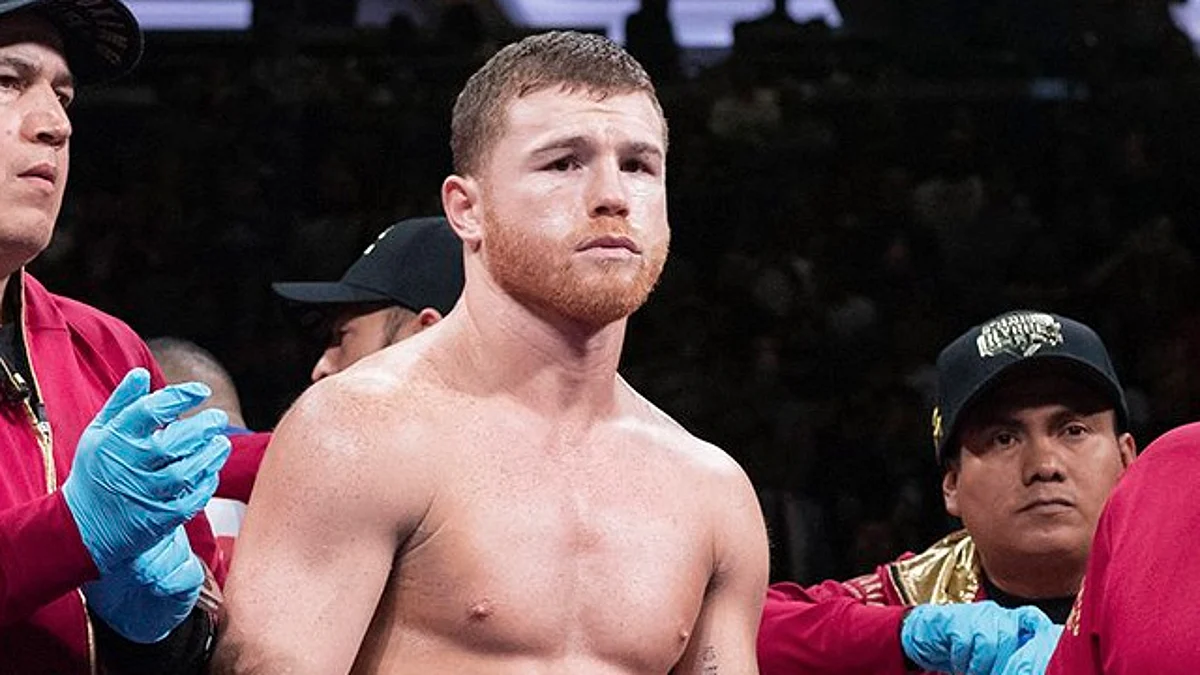 Canelo Álvarez podría pelear en el Estadio Azteca