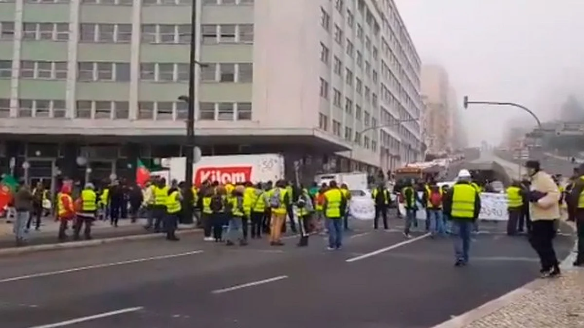 “Chalecos Amarillos” llegaron este viernes a Portugal