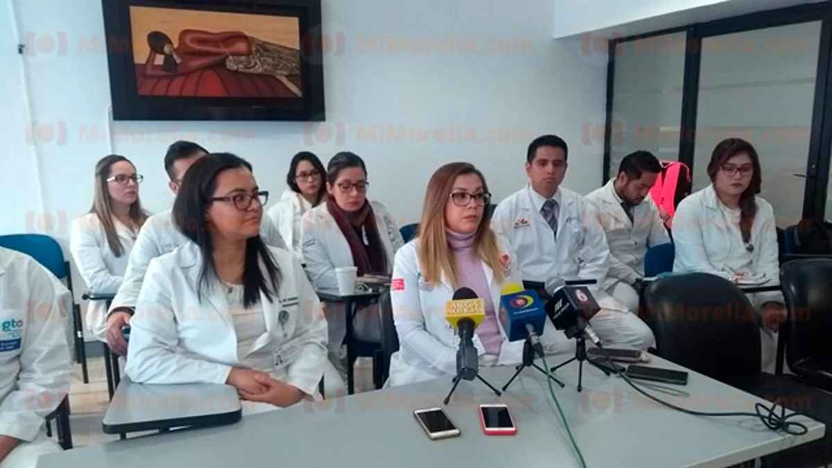 Pese a falta de pagos, médicos residentes del Hospital de la Mujer trabajarán