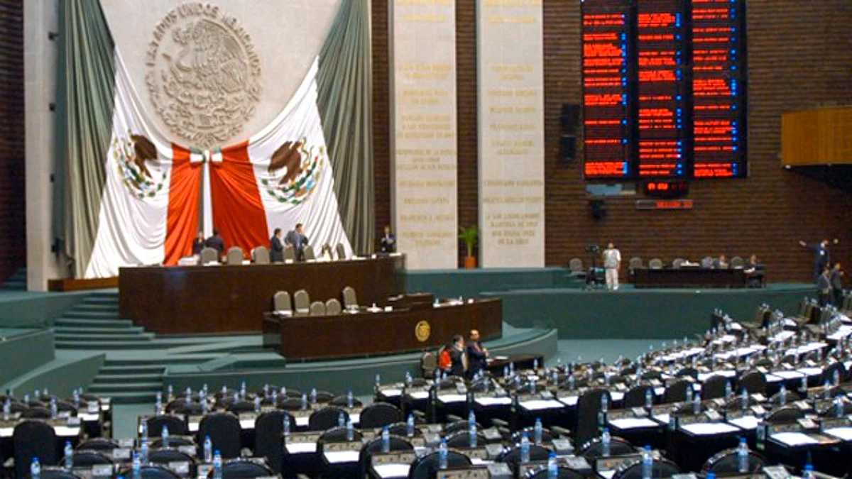 Reforma Laboral es aprobada en lo general y lo particular por diputados, pasa a Senado