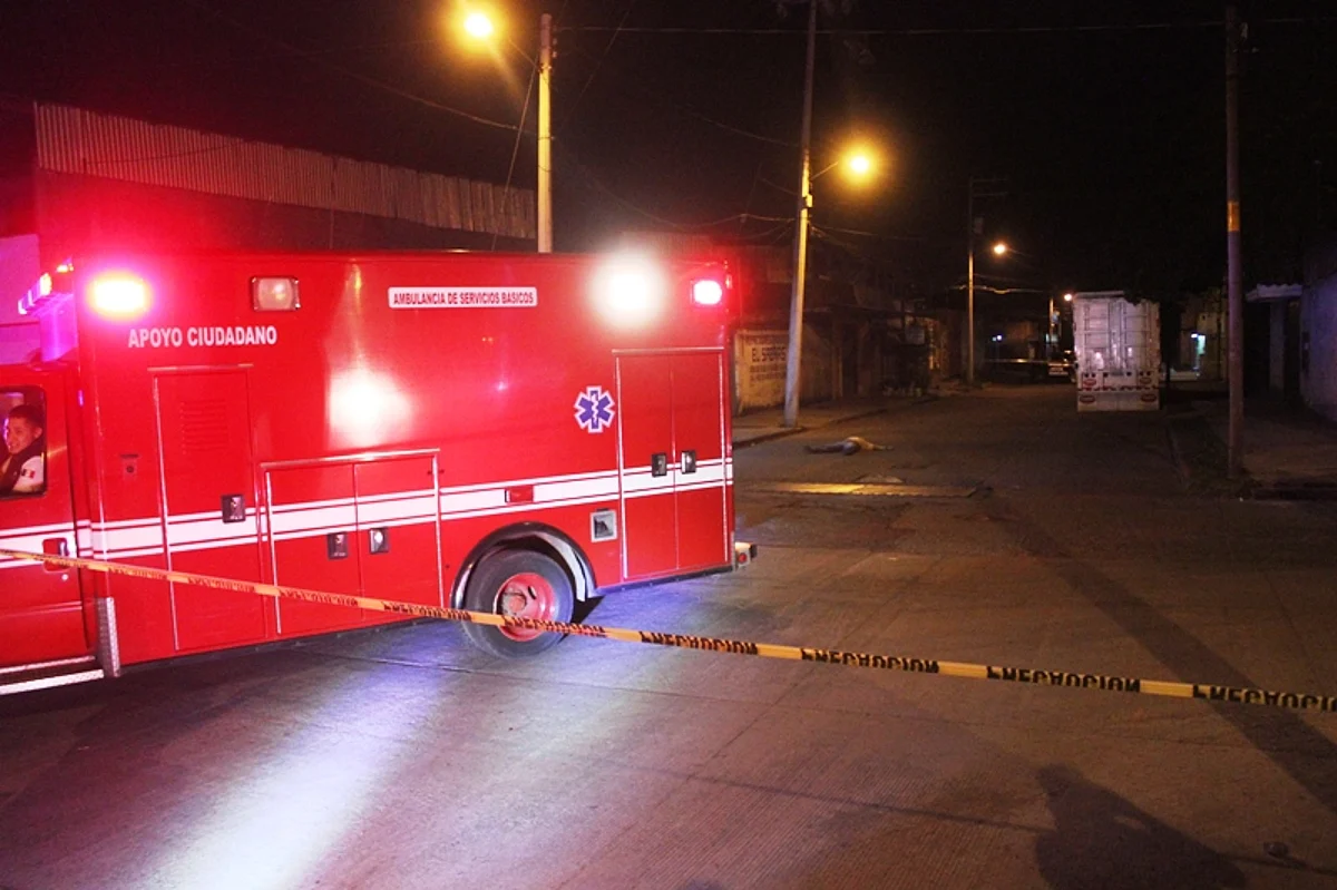 Atacan a dos a balazos, uno muere y el otro queda herido, en Uruapan