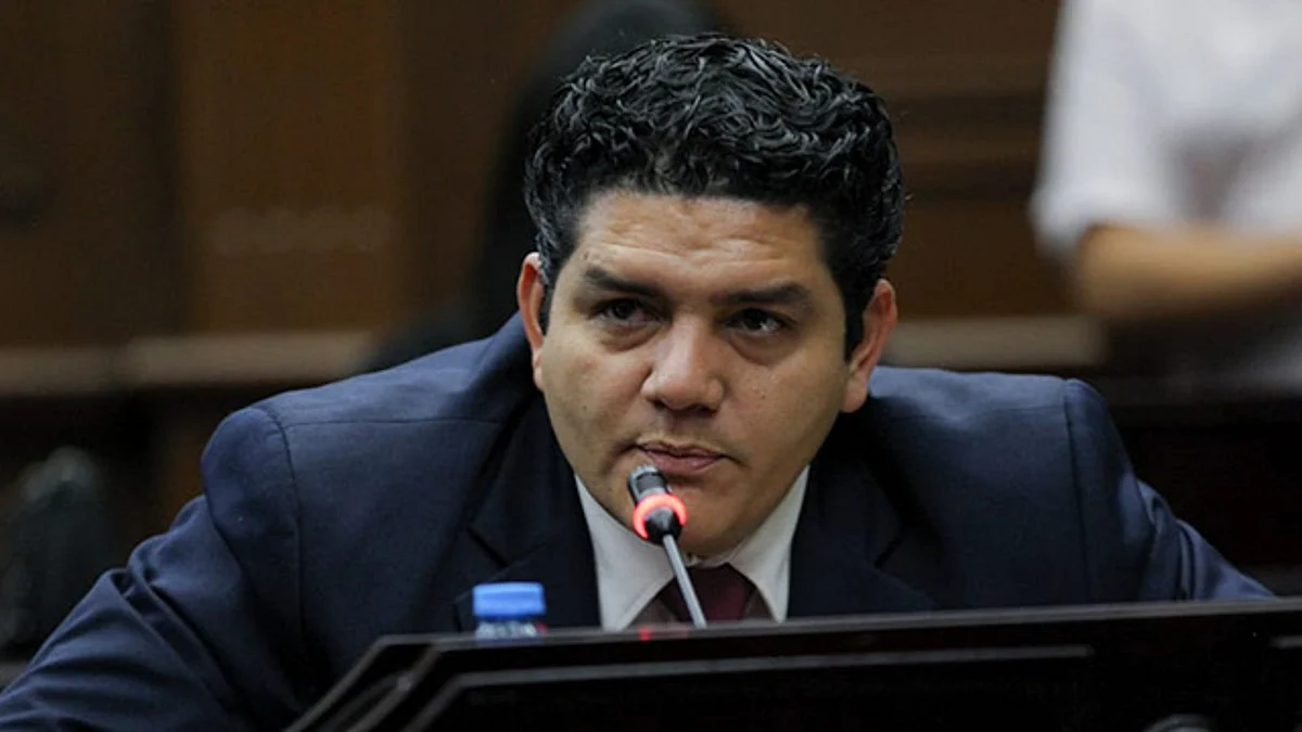 Maestros estatales podrán tener sus pagos y prestaciones: Antonio Madriz