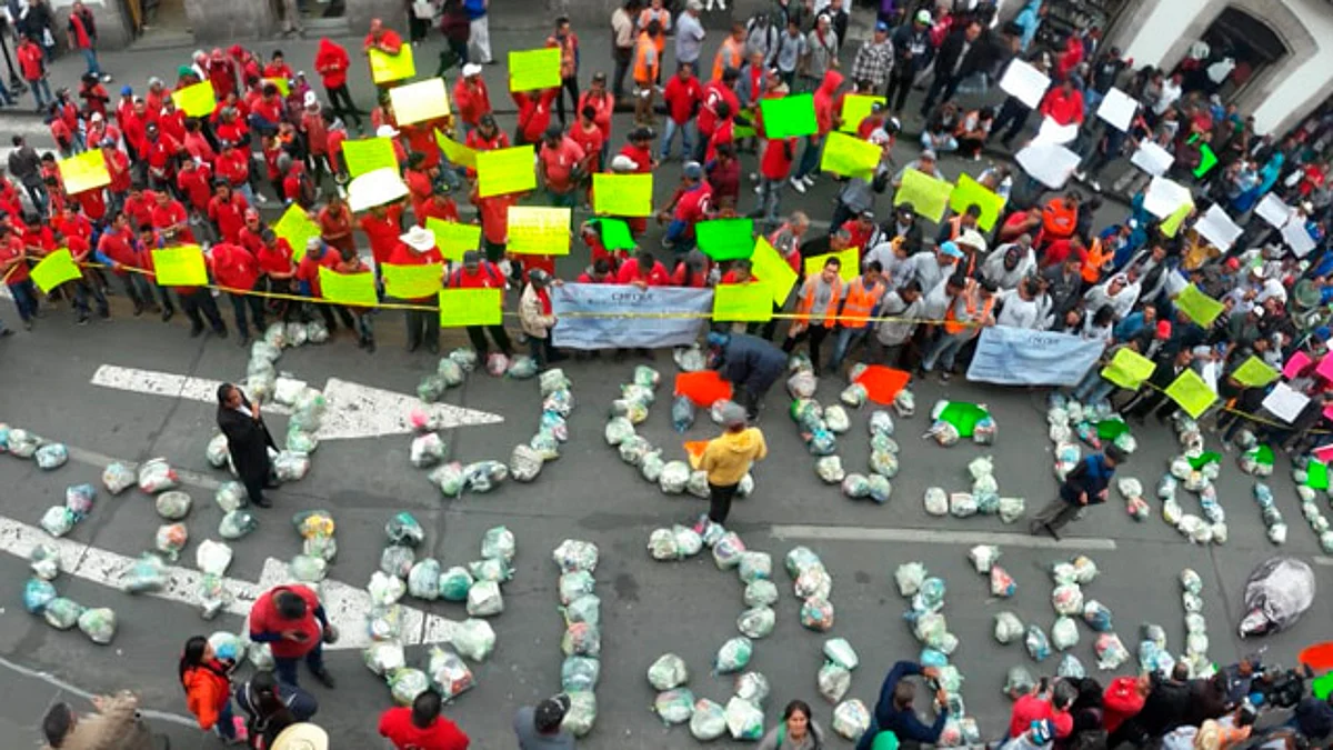 Los recolectores de basura no vamos a pagar nuevos impuestos: Karina Tapia