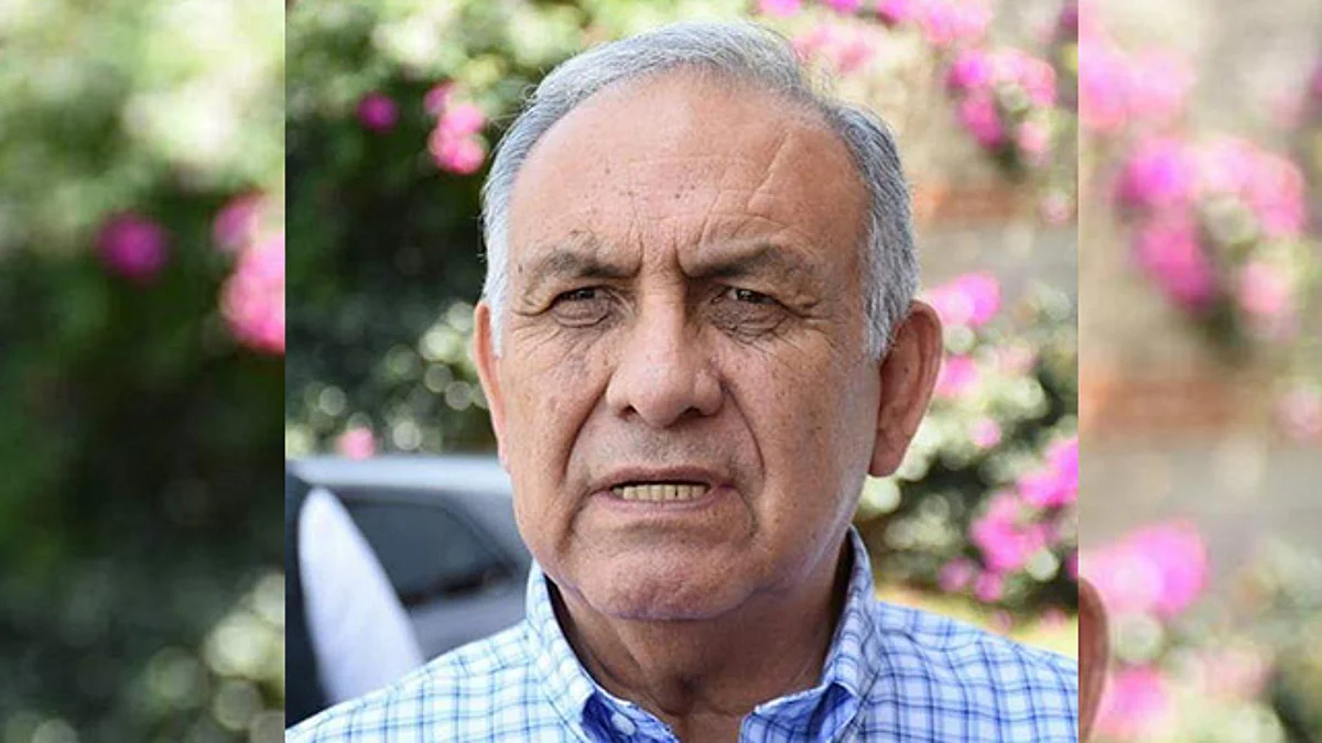 Enrique Martini Castillo, delegado del PRI, sufre accidente automovilístico en Michoacán