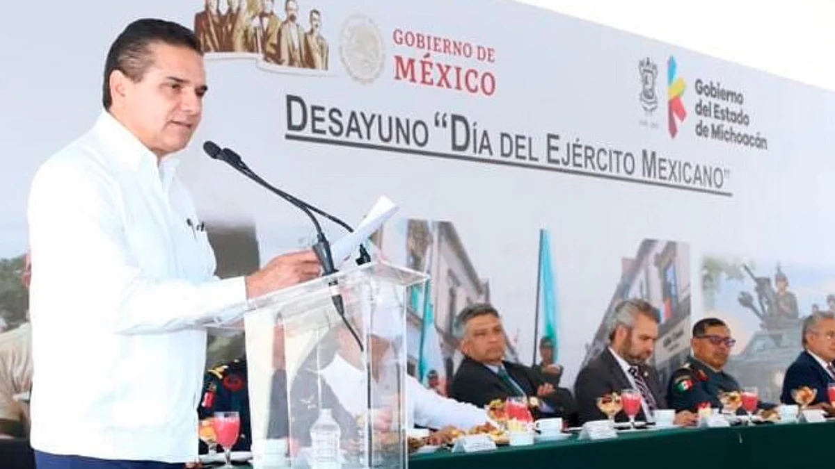 Llama Silvano al fortalecimiento de policías estatal y municipal en el país
