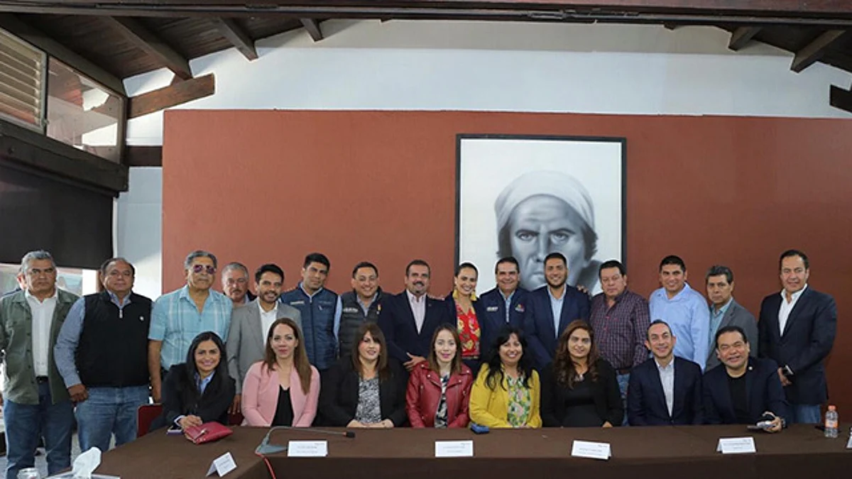 Gobiernos del PRD responden demandas de ciudadanía: Antonio Soto