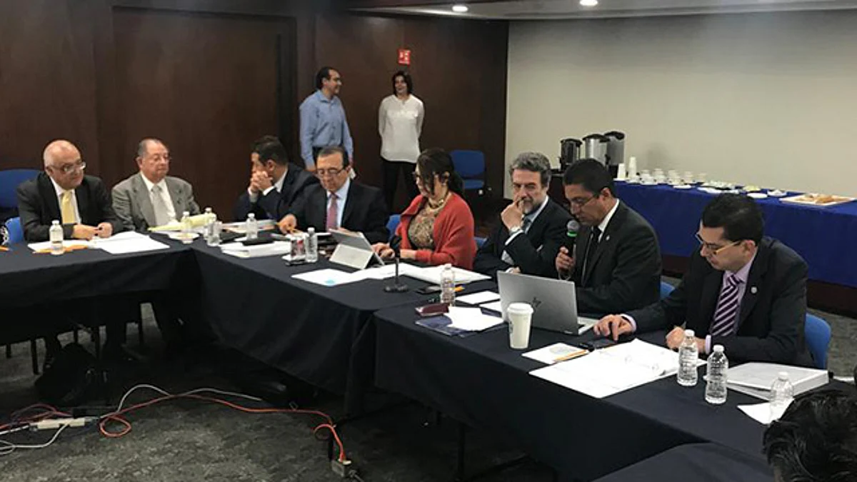 Se reúne la UMSNH con autoridades federales para fortalecer la institución
