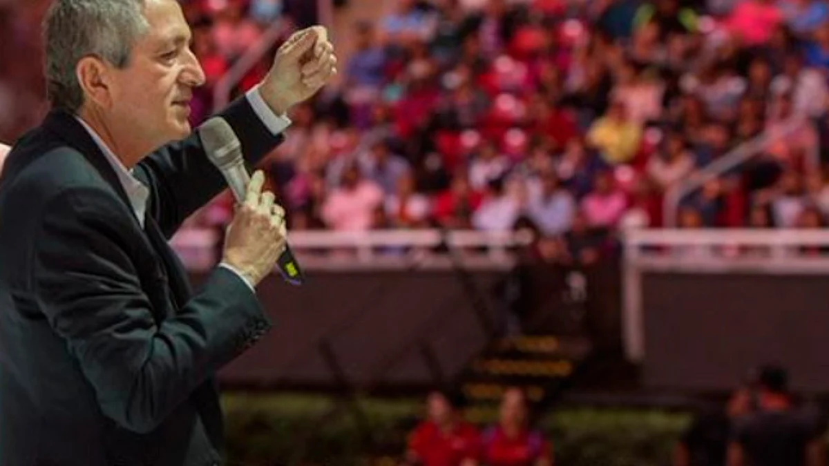 Jorge Vergara, dueño de Chivas, está delicado de salud