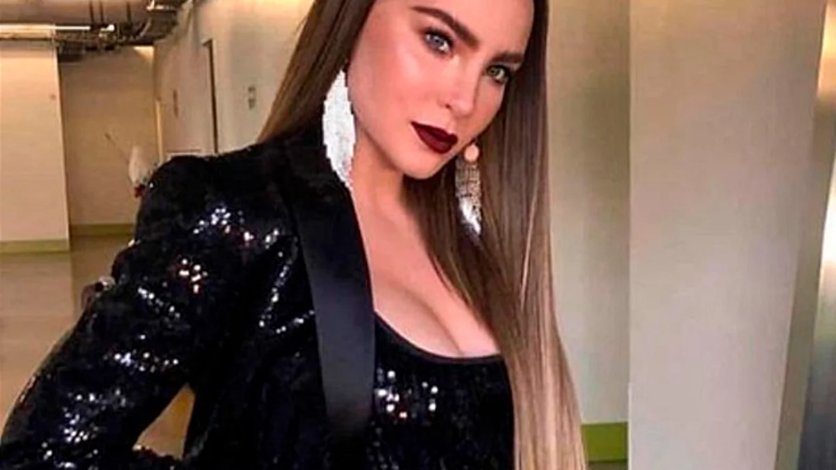 Belinda sorprende con cambio de look
