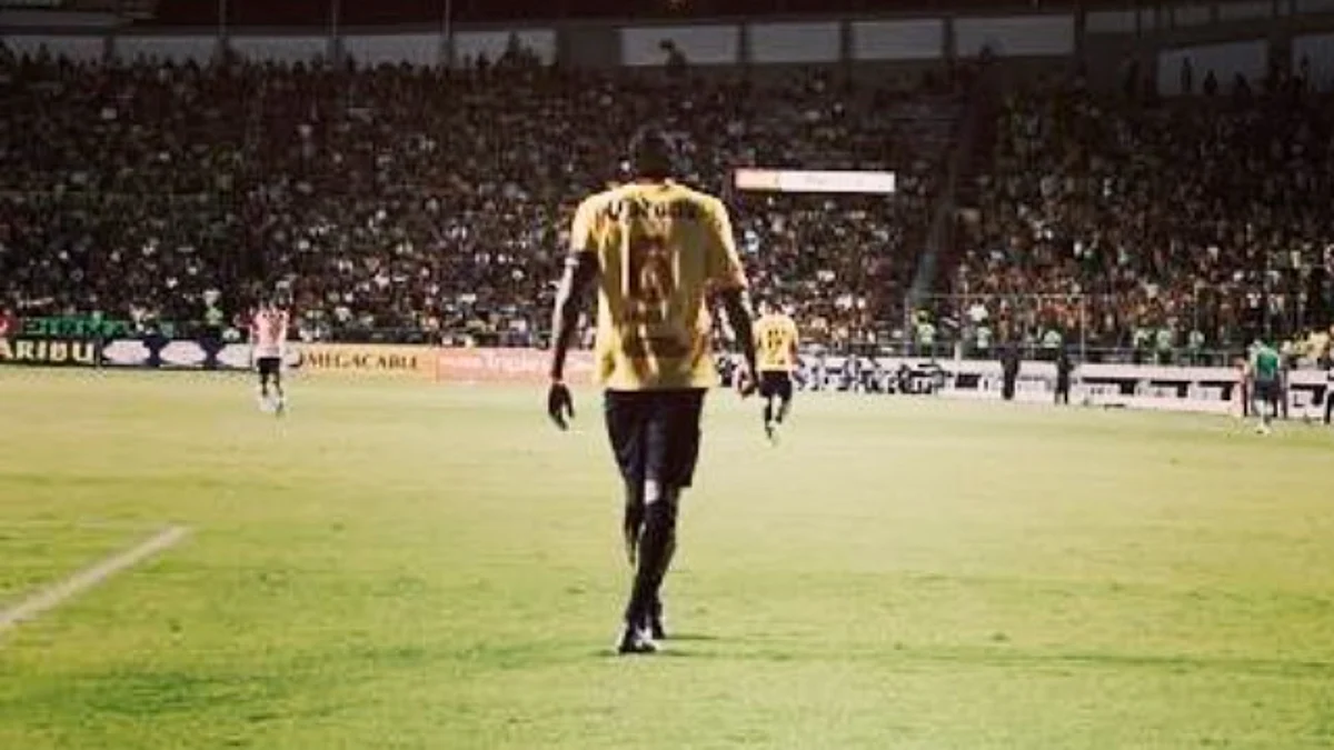 Joel Huiqui dice adiós a las canchas de futbol