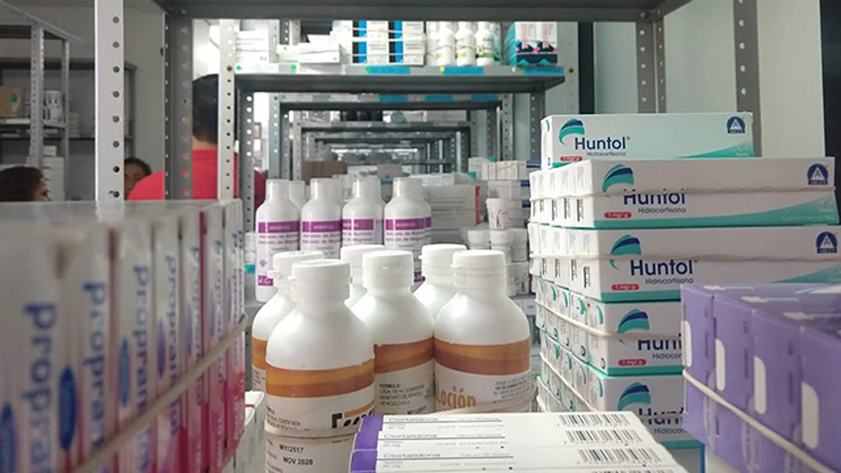 Michoacán mantiene abasto de medicamentos en red hospitalaria