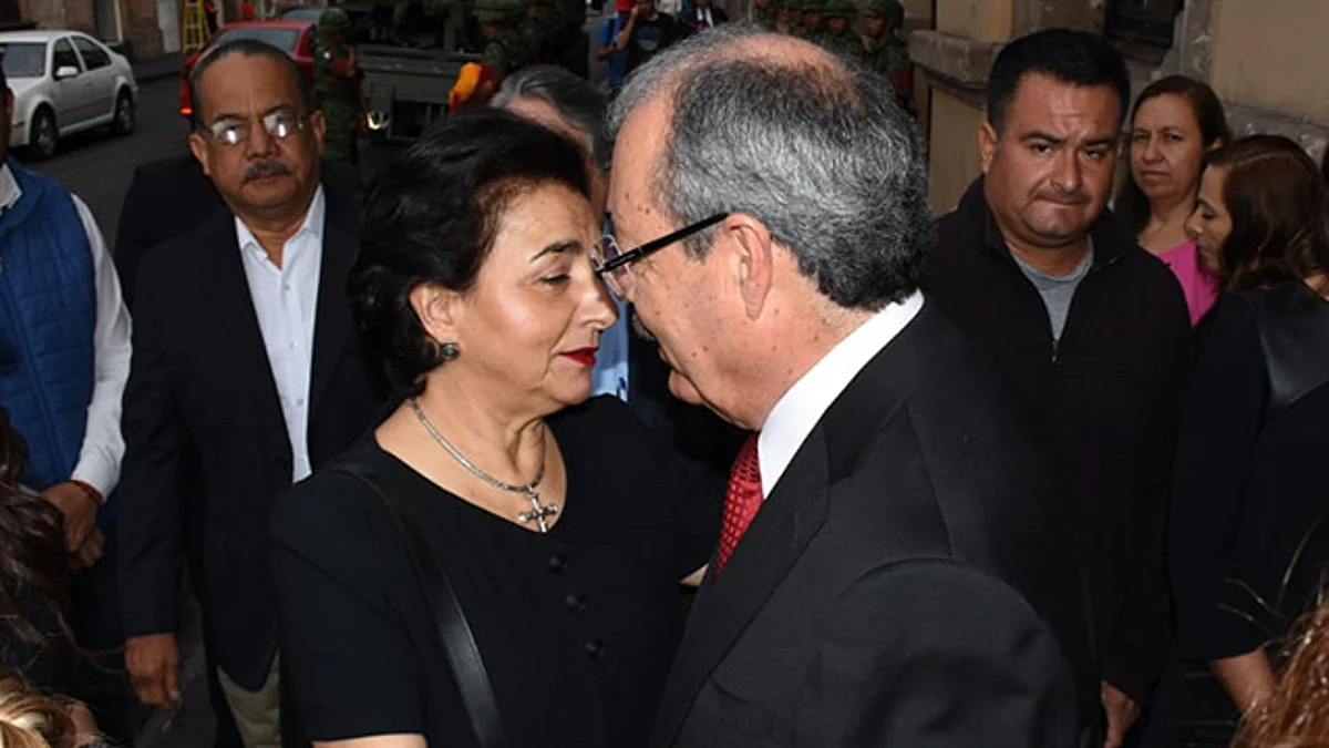 Asiste Víctor Silva al homenaje del ex gobernador Ausencio Chávez