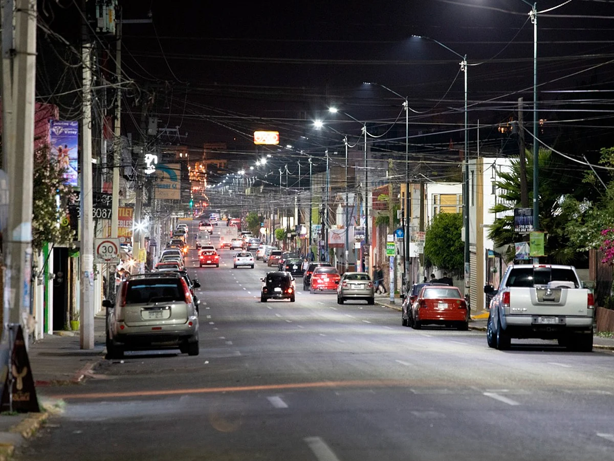 Proyecto de Morón iluminará a Morelia con el 16% de lo que proponía Alfonso Martínez