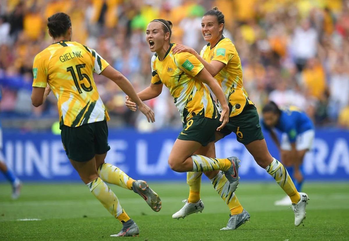 Australia remontó para vencer a Brasil