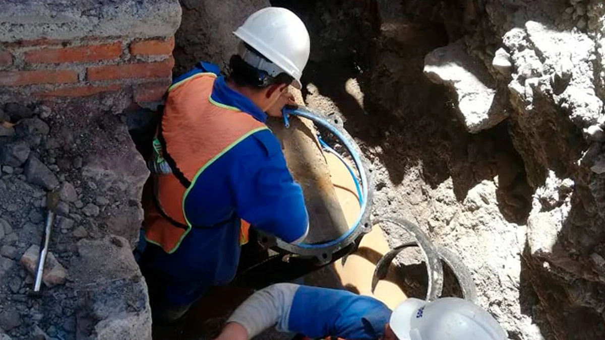 Cerrada circulación en tramo de Av. Lázaro Cárdenas por trabajos del OOAPAS