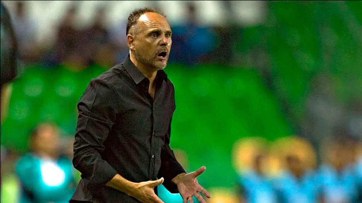 ¡Confirmado! Javier Torrente deja la dirección técnica del Monarcas