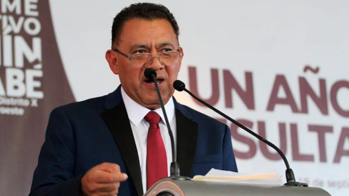 Expone Fermín Bernabé un año de resultados