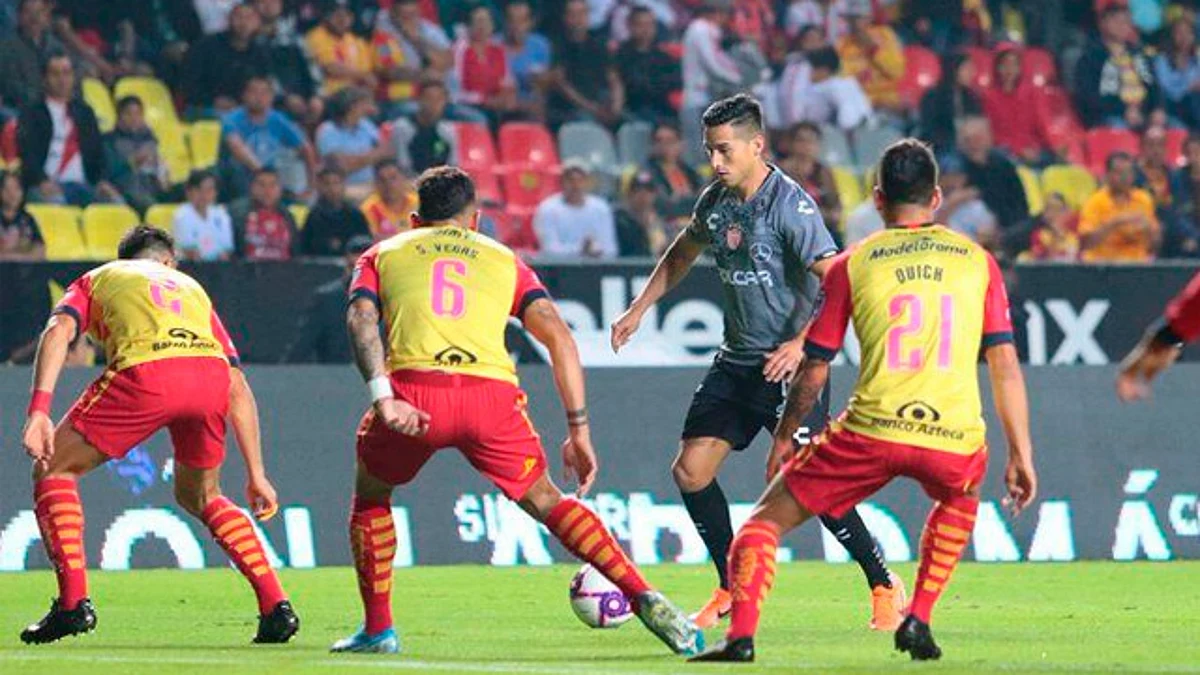 Increíble voltereta, Necaxa derrota a Monarcas