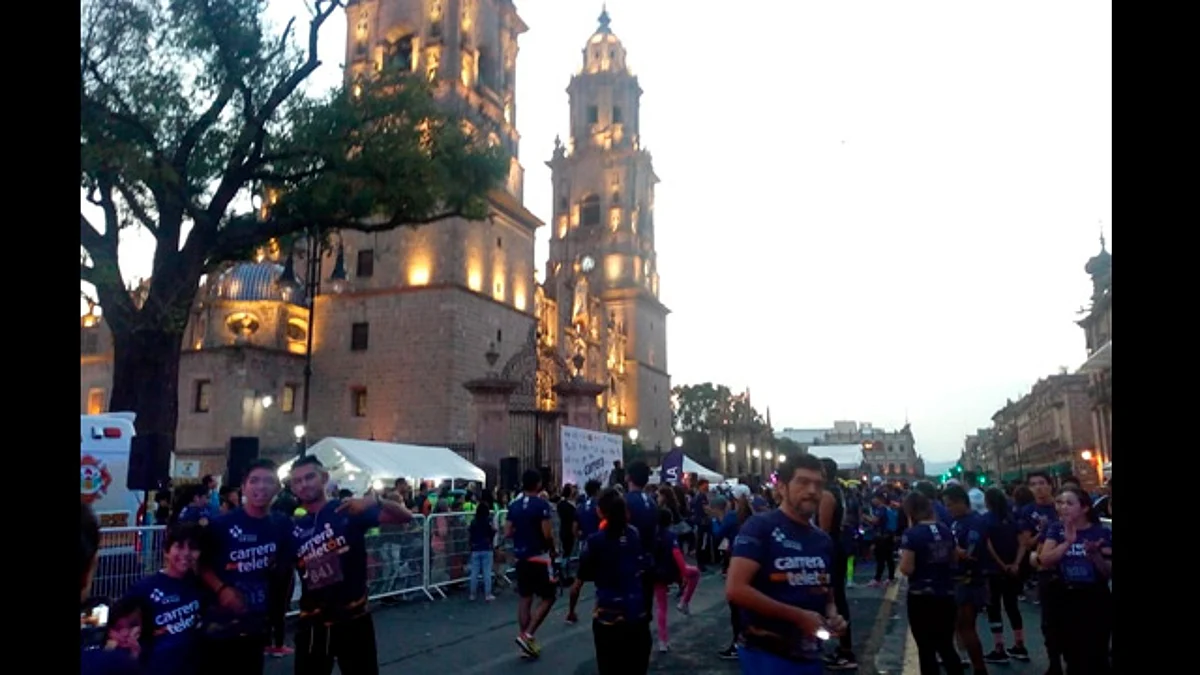 Con gran entusiasmo, realizan Carrera Teletón en Morelia