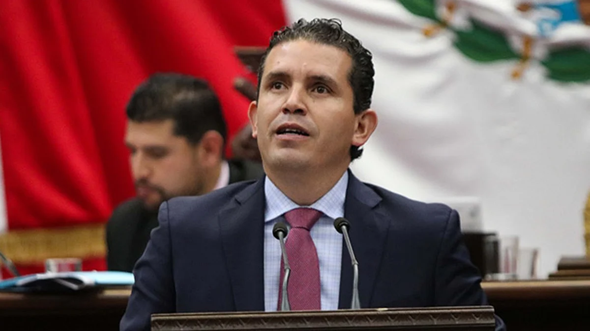 Propone Marco Aguirre solicitar información de estrategia de seguridad a AMLO