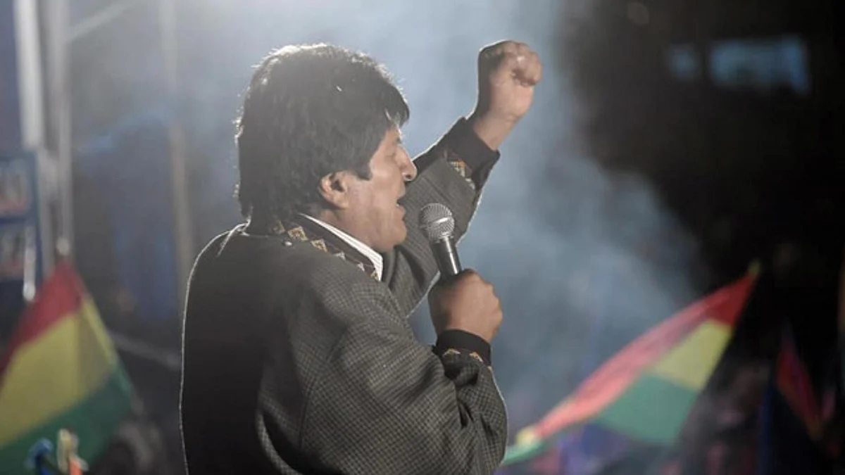 Evo Morales sale de México rumbo a Cuba; podría mudarse a Argentina