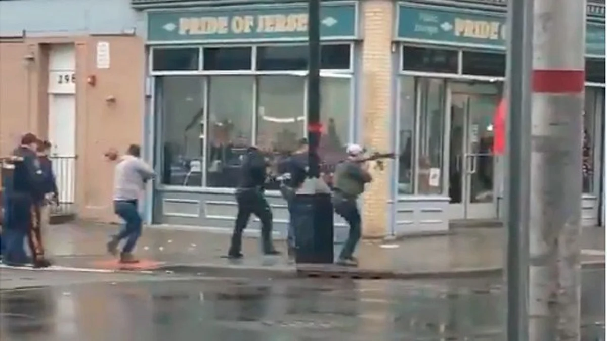 Un sujeto habría disparado desde una bodega (Foto: captura de video)