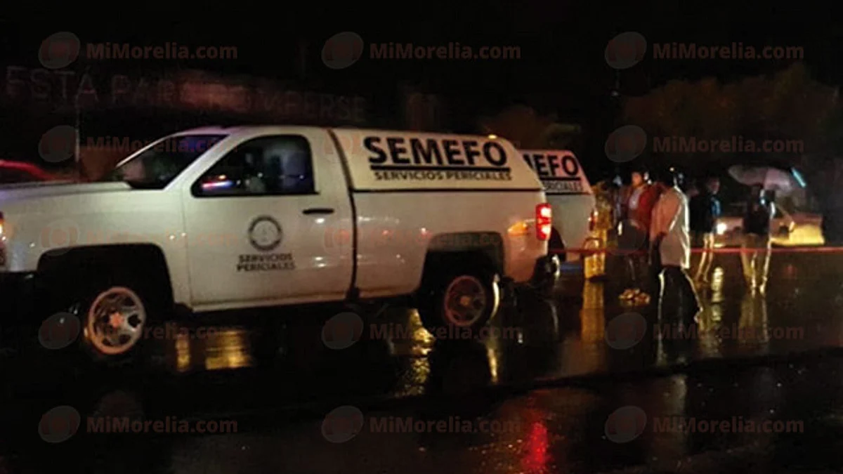 Motociclista fallece en accidente, en Apatzingán