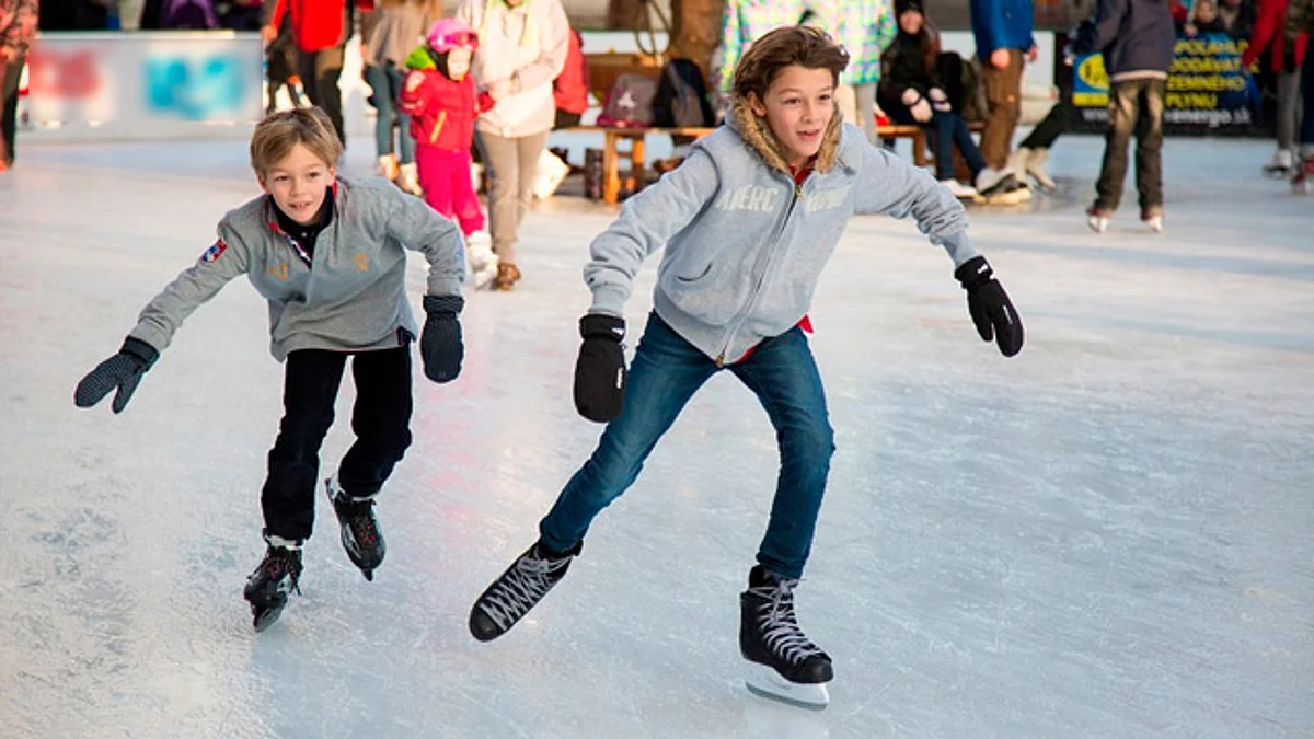 Ya llegó la pista de patinaje gratuita a Espacio Las Américas, en Morelia