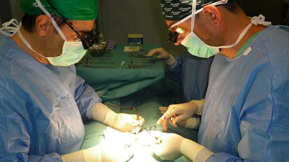 IMSS atiende problemas testiculares con cirugía o tratamiento hormonal