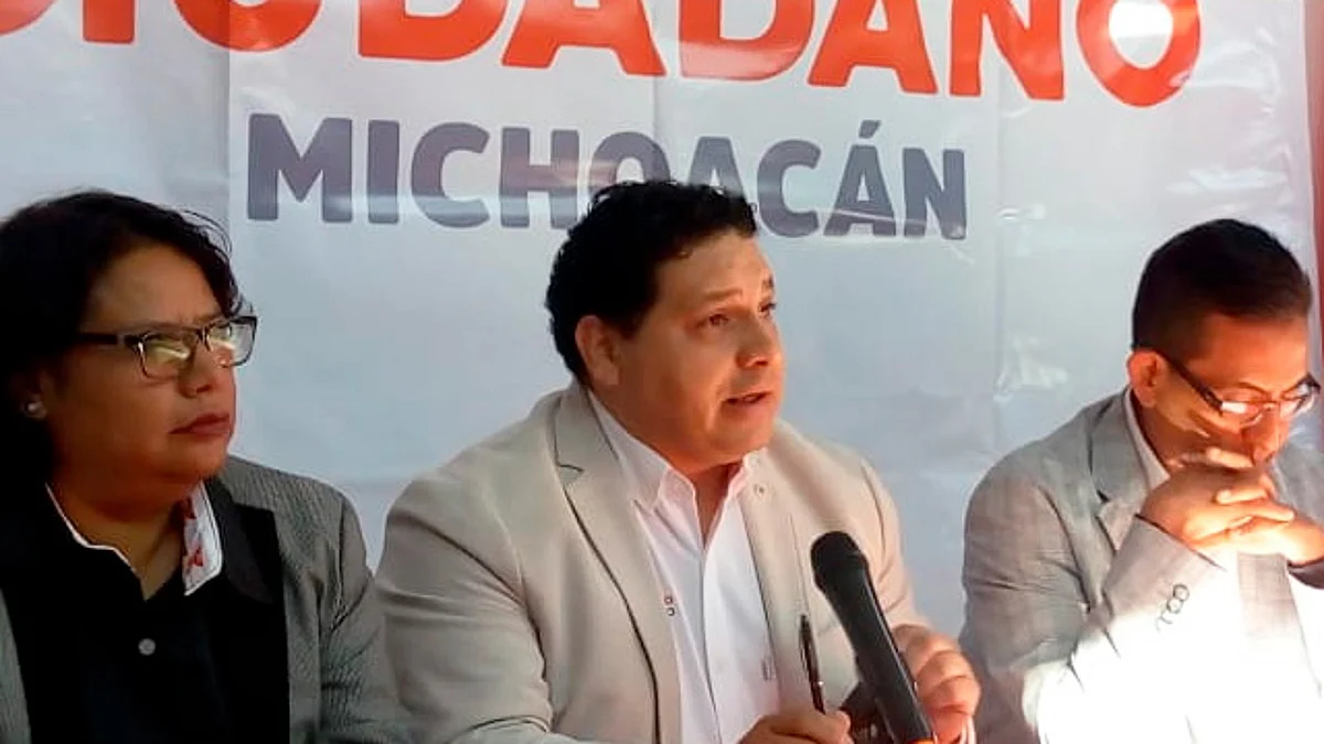 La presentación pública oficial la encabezó esta mañana el coordinador de Movimiento Ciudadano en Morelia, Miguel Ángel Chávez Zavala (Foto: Sayra Casillas)