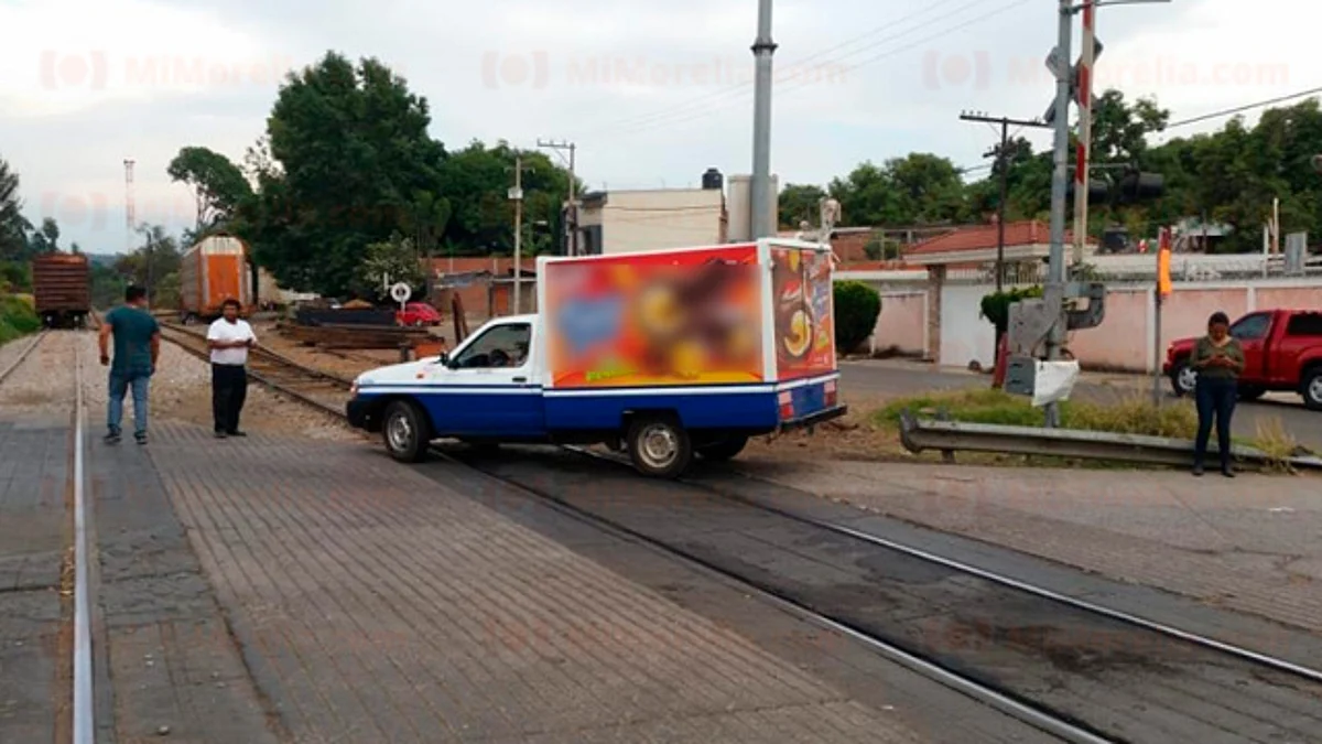 Por bloqueos en vías de tren, 224 contendedores cargados sin poder salir de LC