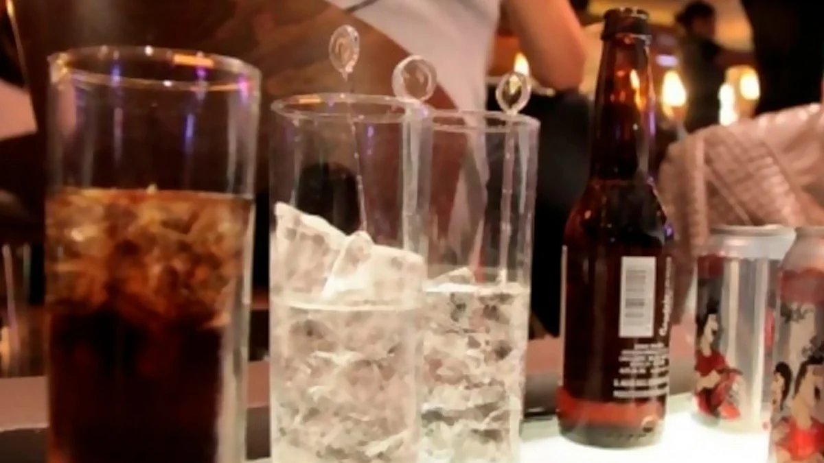 Promociones en bebidas alcohólicas prostituyen el sector de bares en Morelia: ABRUM