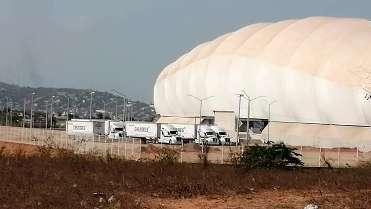 Monarcas Morelia; llegan camiones de mudanza al estadio de Mazatlán