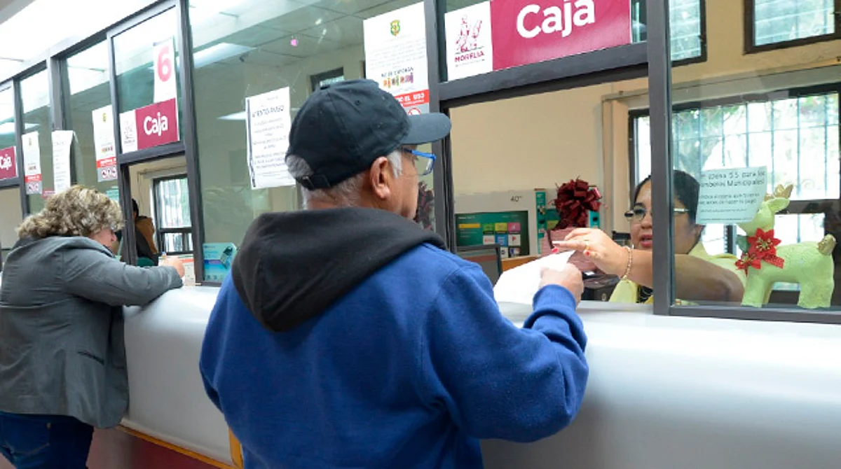 Recauda Ayuntamiento de Morelia 8.5 mdp por licencias de anuncios