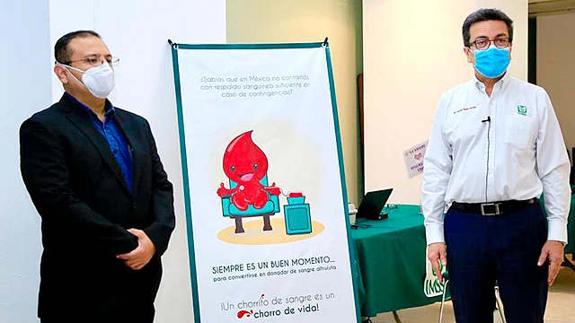 Al dar inicio a la jornada, Borja Aburto hizo un llamado solidario a donar sangre de manera altruista, un proceso seguro a pesar de la emergencia sanitaria (Foto Cortesía)