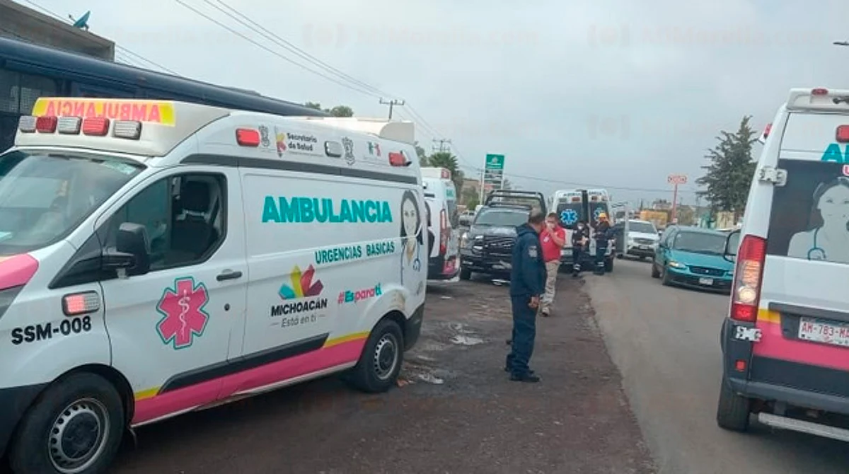 Liberan a policía retenido por normalistas en Tiripetío