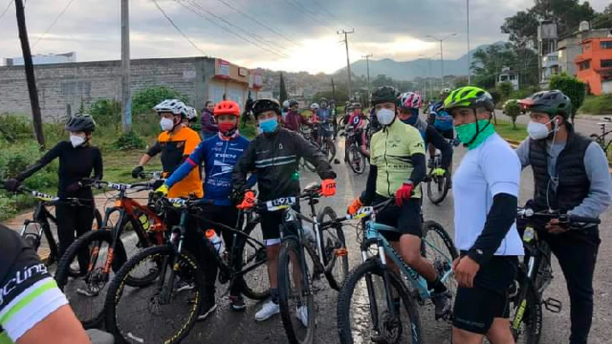 Realizan en Zitácuaro, Carrera Ciclista por la Independencia 2020