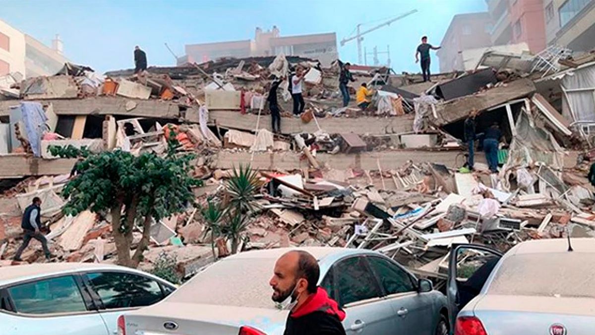 Fuerte terremoto de 7 grados sacude a Turquía y Grecia