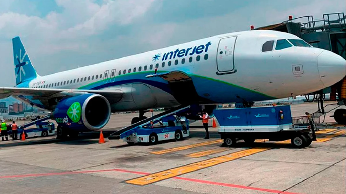 Embarga el SAT a Interjet por falta de pago de impuestos