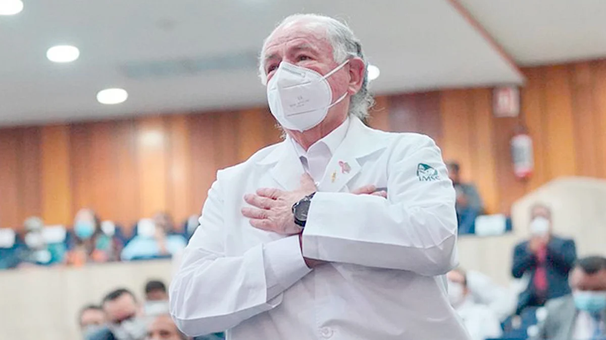 Se reconoció la labor del doctor Felipe Cruz Vega por su pensamiento humanista y aportes profesionales al IMSS (Foto Cortesía)