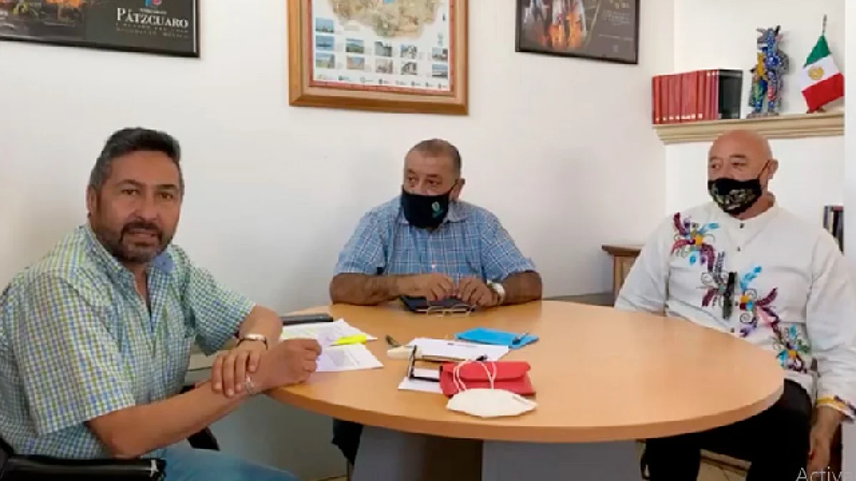Pátzcuaro, principal promotor de los conversatorios en línea: Víctor Báez